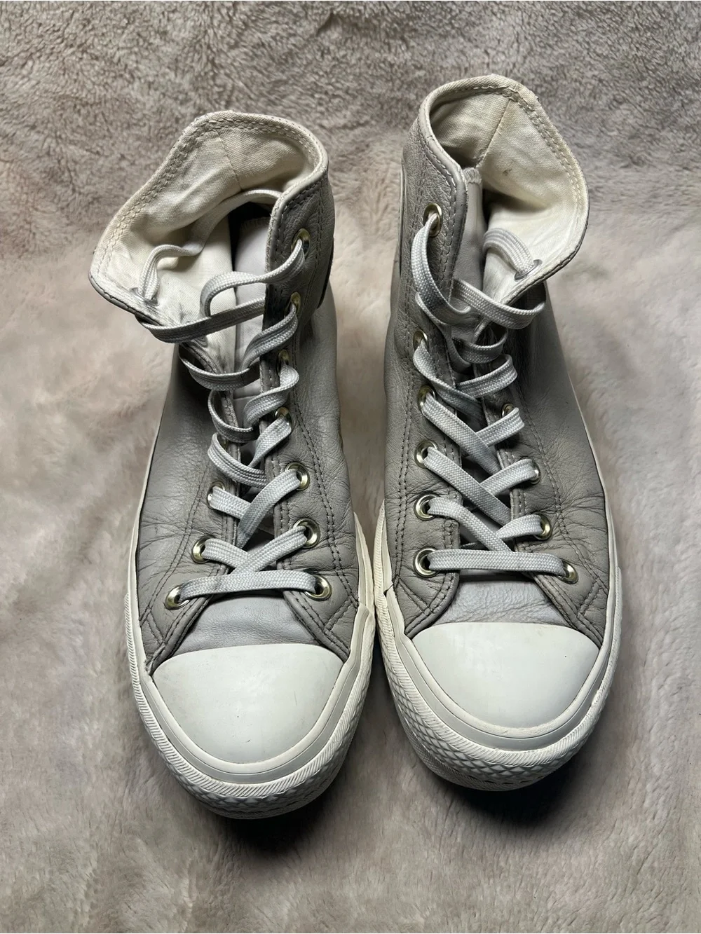 Converse women’s platform size 7.5